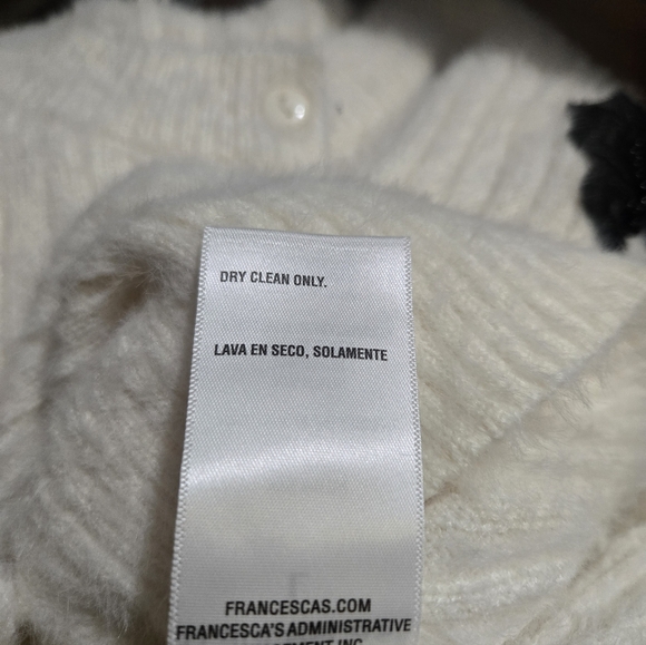 NWT Francesca's Holly Floral Cardigan White with Black Flowers Large SUPER SOFT - Picture 8 of 8